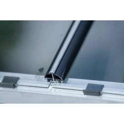 HALLS szklarnia ogrodowa ICON 6 (4,9 m2; 1,93 x 2,55 m) czarna, szkło hartowane + baza